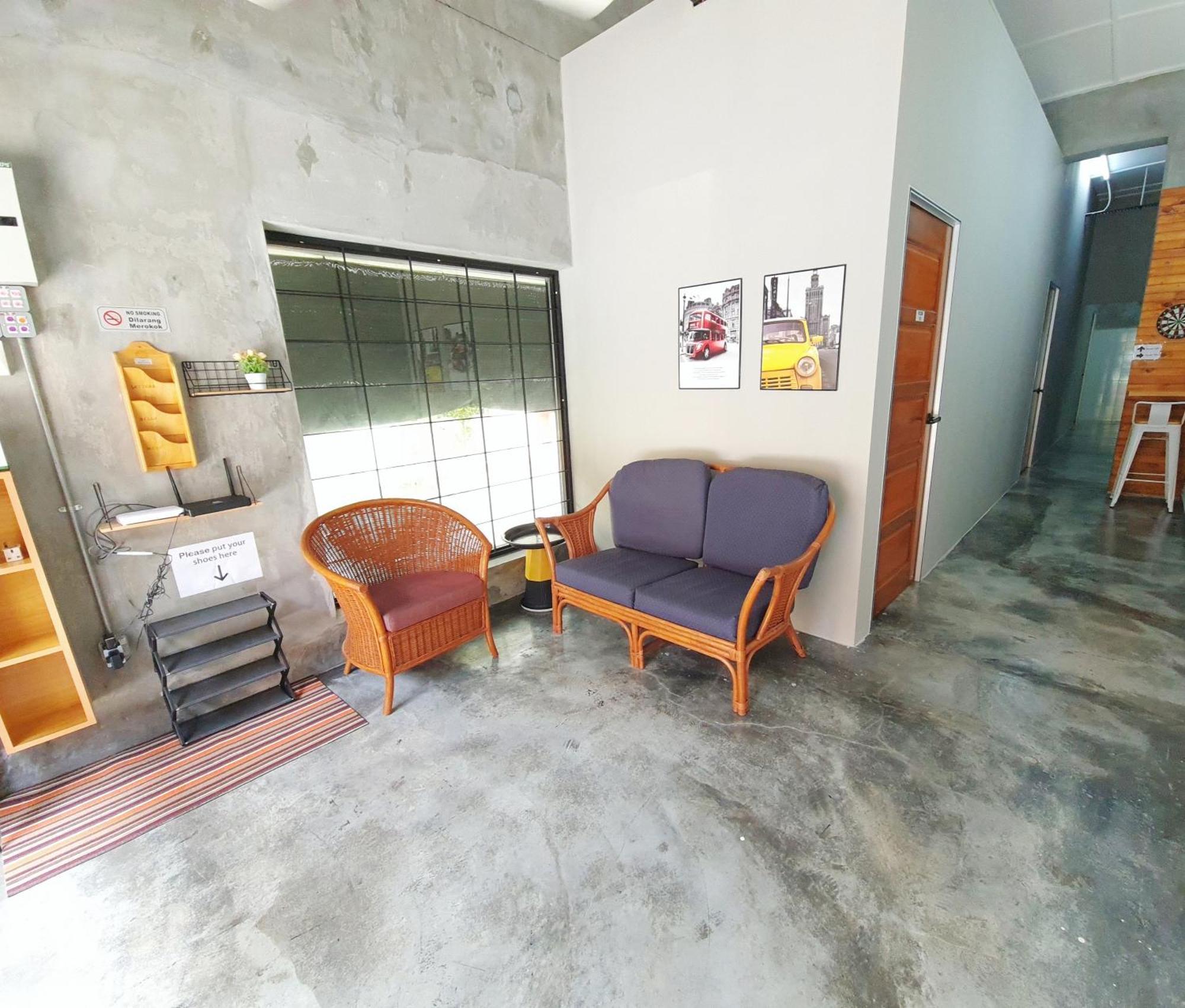 Lot 85 Seremban Town New Cozy Homestay Lobak Roomstay Exteriör bild